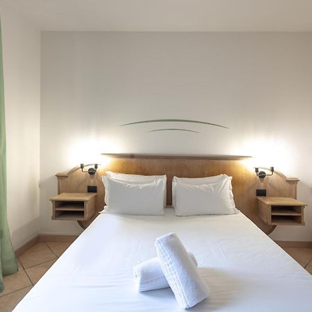 Hotel Tornielli 9 By Lvg Hotel Collection โนวารา ภายนอก รูปภาพ