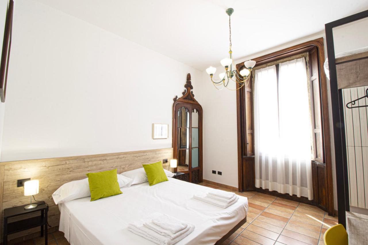 Hotel Tornielli 9 By Lvg Hotel Collection โนวารา ภายนอก รูปภาพ
