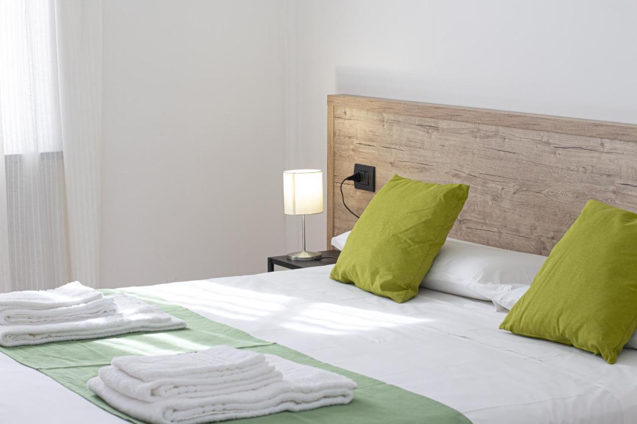 Hotel Tornielli 9 By Lvg Hotel Collection โนวารา ภายนอก รูปภาพ