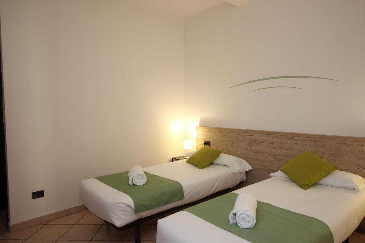 Hotel Tornielli 9 By Lvg Hotel Collection โนวารา ภายนอก รูปภาพ