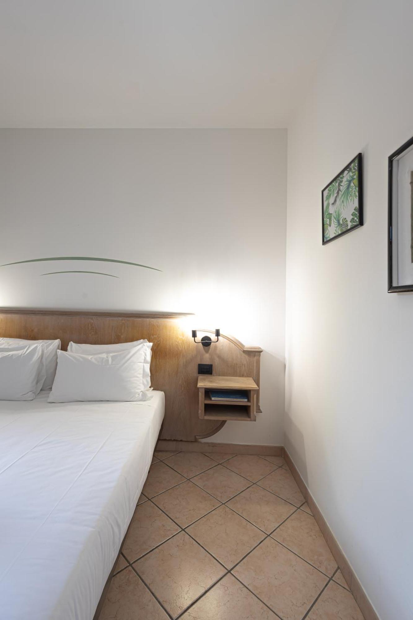 Hotel Tornielli 9 By Lvg Hotel Collection โนวารา ภายนอก รูปภาพ
